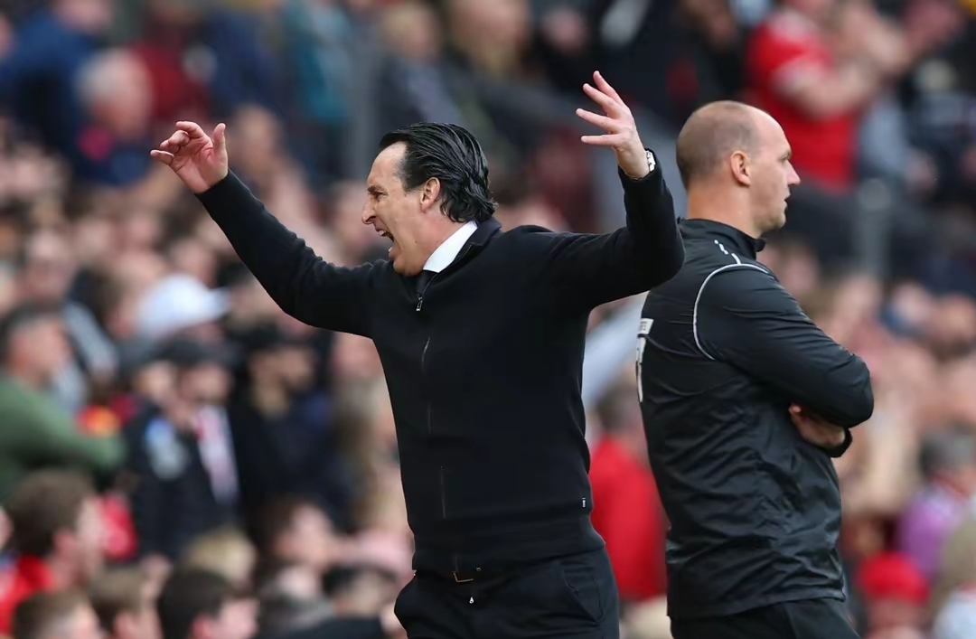 多米体育app包含里程碑夜！阿森纳临场应变；英超今晨刷纪录；话题不断；更衣室氛围转暖的词条